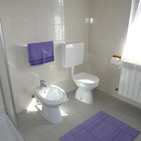 Apartment Casa Nico Pellio Superiore